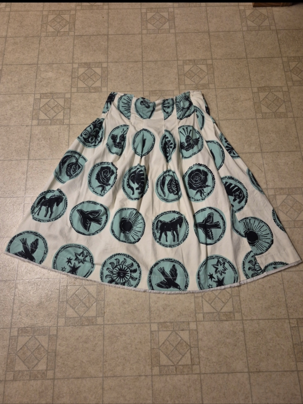 Zara Printed Box Pleat Skirt Size L